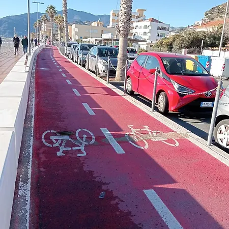 Casa Cristina 文蒂米利亚