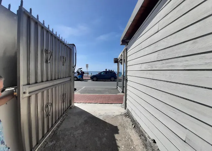 公寓 Casa Cristina Free Private Parking 文蒂米利亚